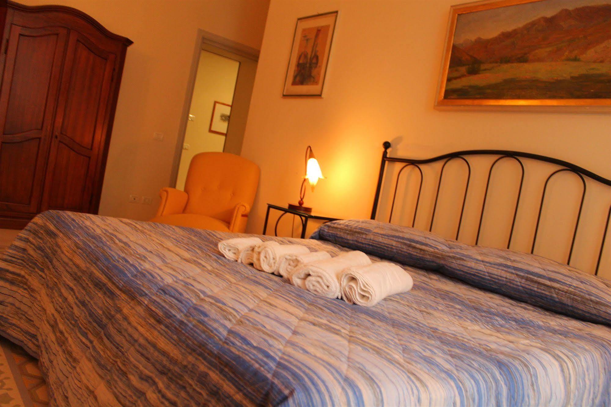Via Roma Suites Florenz Exterior foto
